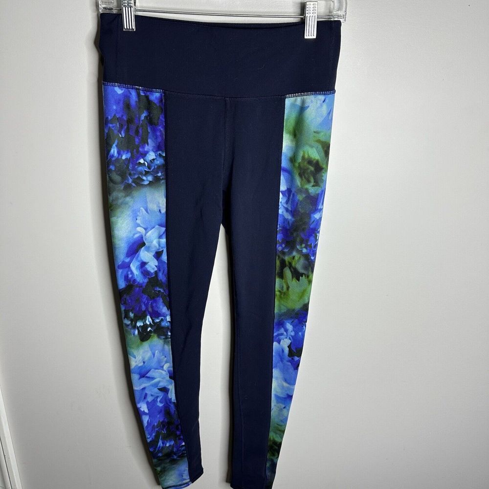 Athleta Women's Medium Bloom Chaturanga Blue Watercolor‎ Floral Leggings Yoga